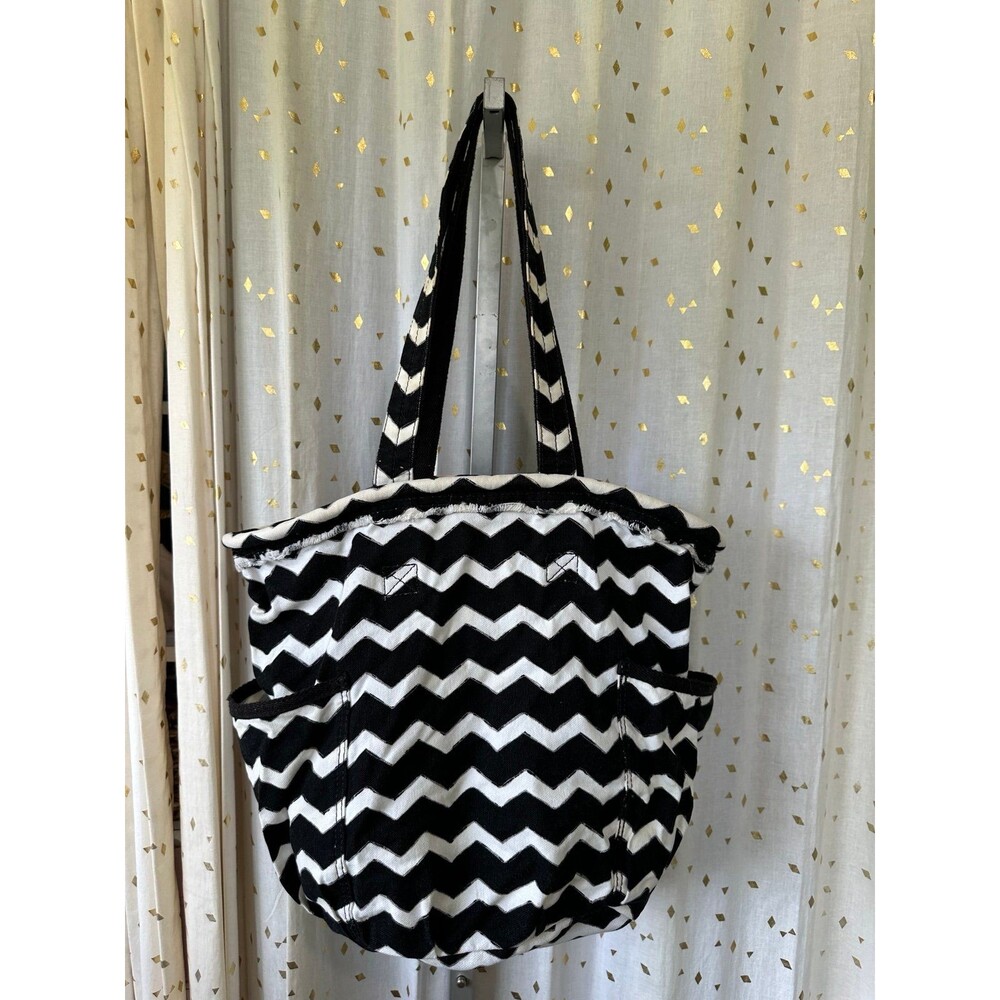 Thirty One Chevron Retro Metro Side Pockets Open Canvas Tote Shoulder Bag - Picture 3 of 10